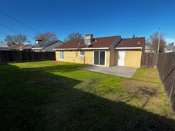 3rd image of 6040 N Haven Dr