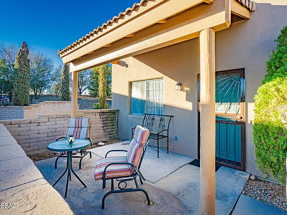 3rd image of 997 W Camino Erranle