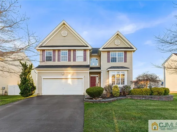 40 Wisniewski Rd, Sayreville, NJ 08872