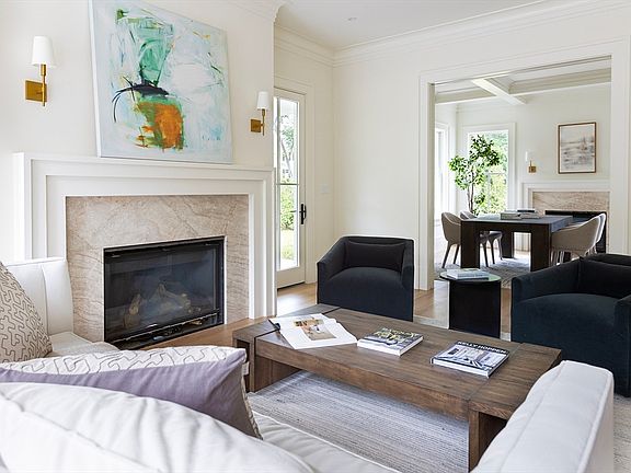 4th image of 68 Clyde St