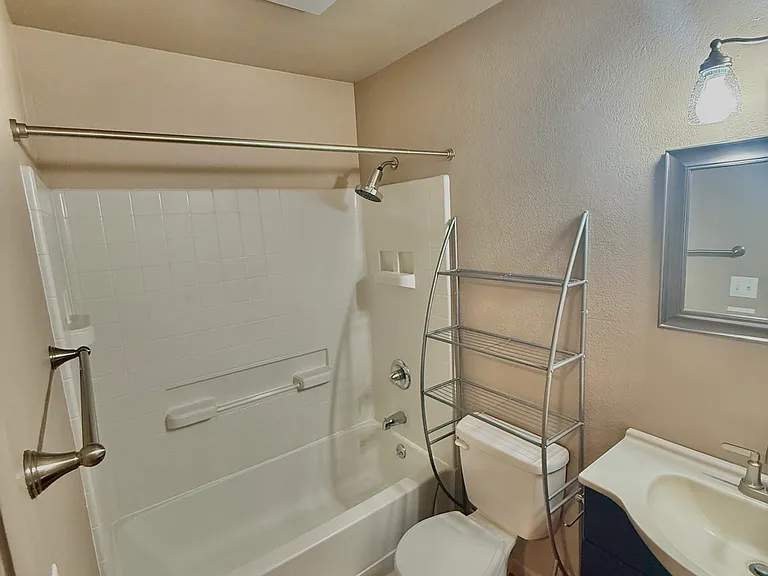 1142 Nadene Dr — Photo 8