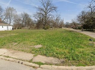232 S 13th St, West Memphis, AR 72301