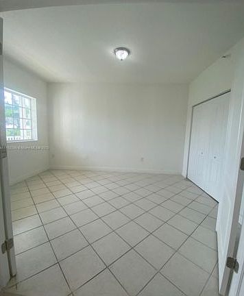 5th image of 10700 NW 66th St APT 404
