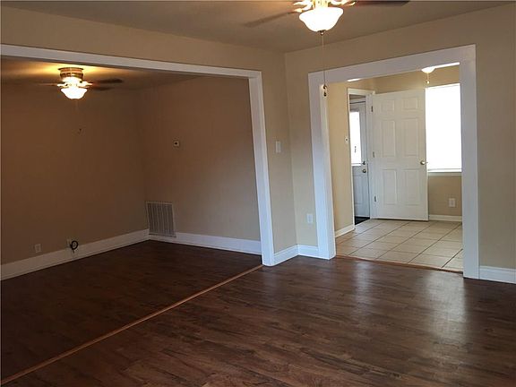 5th image of 3118 Melinda Ln