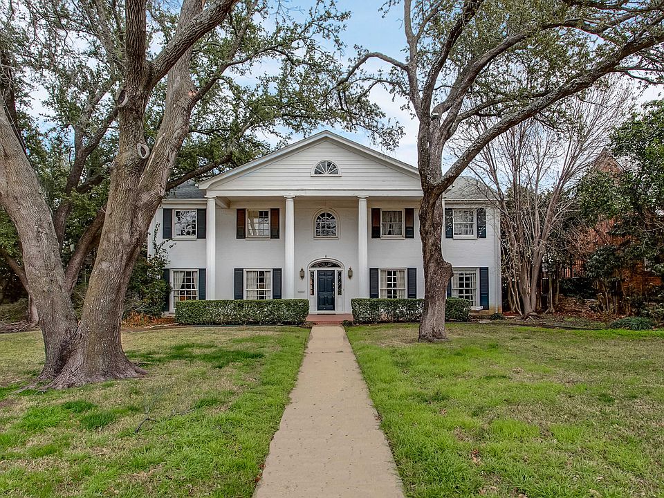 813 Hillcrest Fronts-1.jpg
