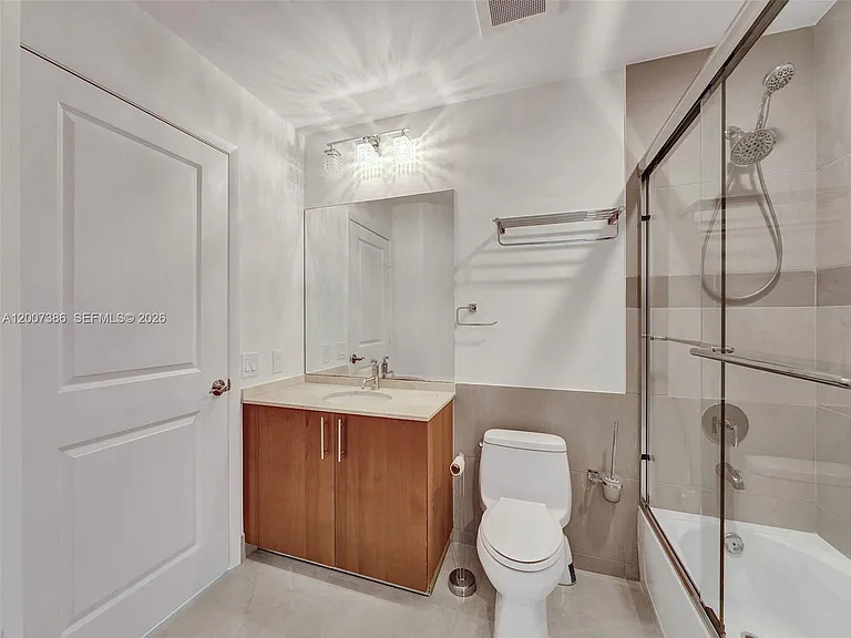 1945 S Ocean Dr #2101 — Photo 24