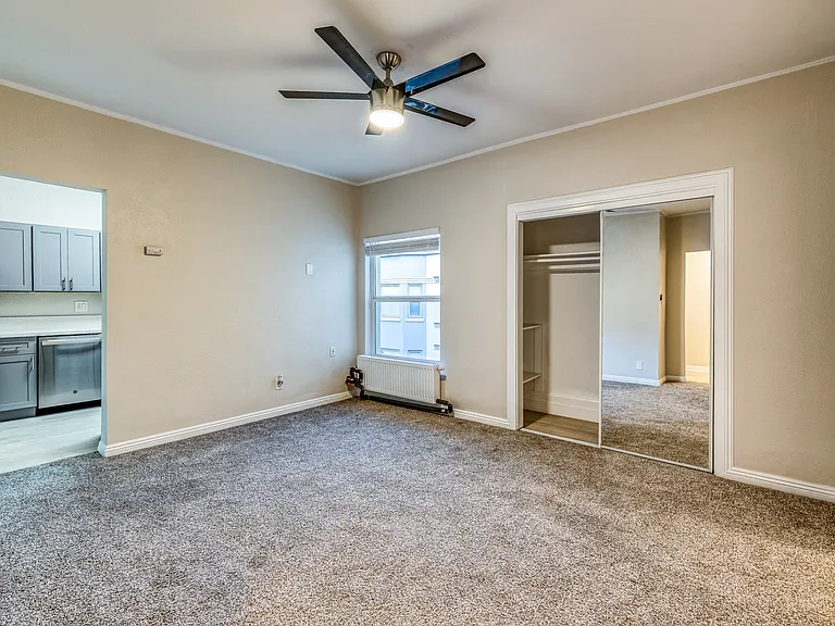 City View Apartments — Photo 17