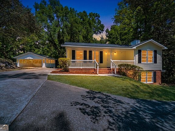 2nd image of 5115 Wesleyan Cir