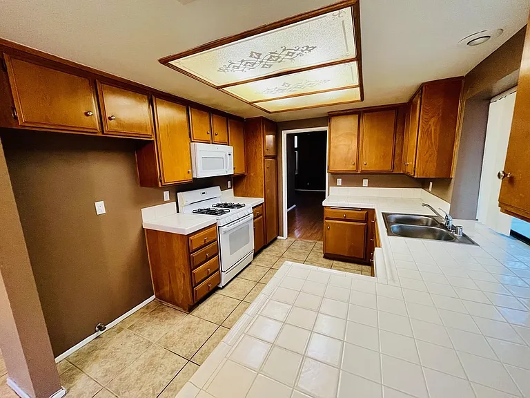 44339 Fenner Ave — Photo 7