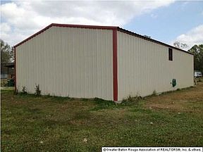 3rd image of 16076 Gaylord Oaks Dr