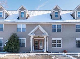 3444 W Dorchester Rdg APT B, Peoria, IL 61604