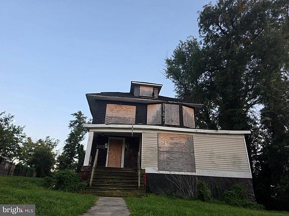 2nd image of 3305 Elgin Ave