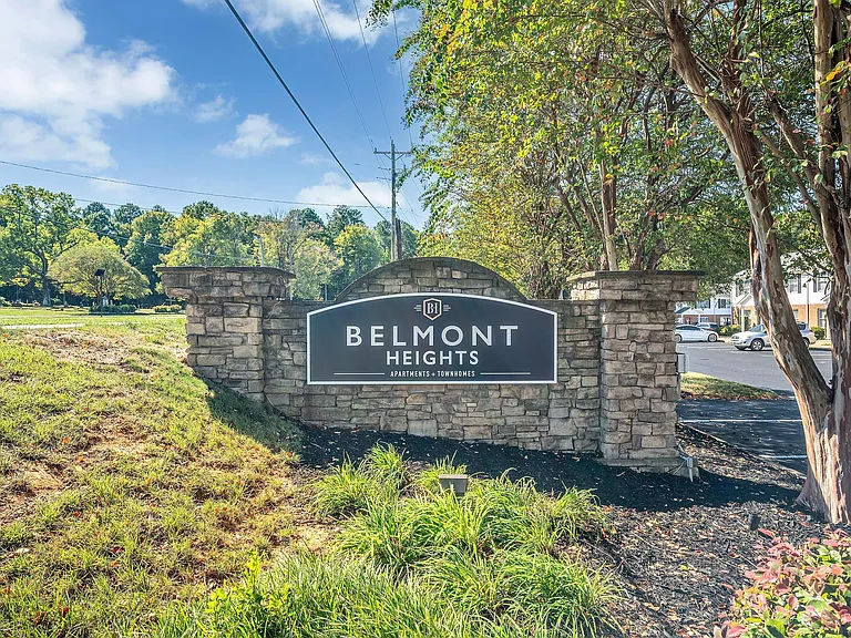 Belmont Heights Apartments & Townhomes — Photo 44