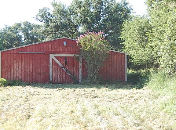 3rd image of 704 Wigington Ln