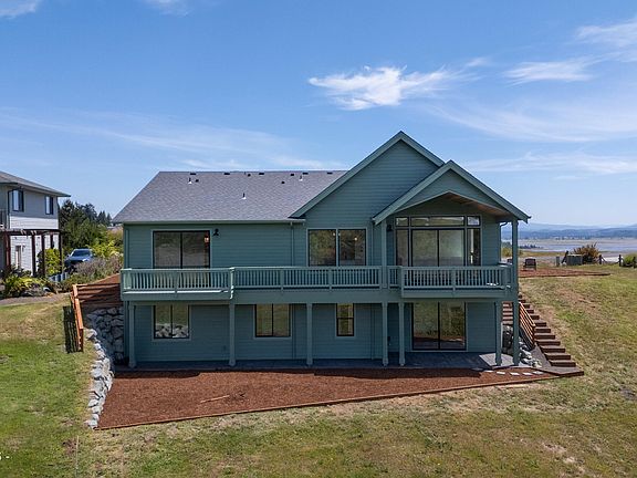 2nd image of 5070 Ocean Ct
