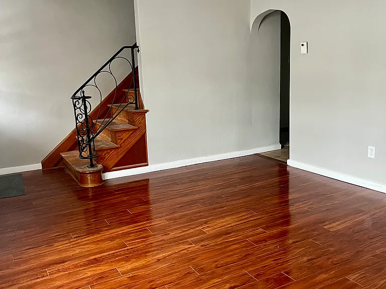 625 Miller St — Photo 7