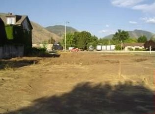 604 S Main St, Springville, UT 84663
