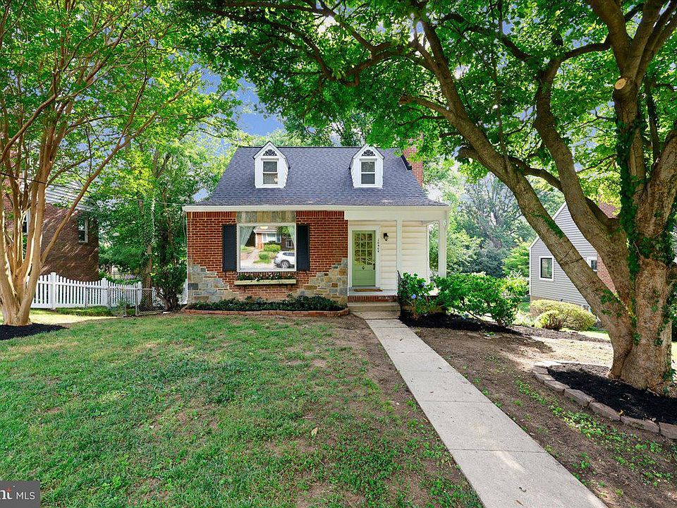 1st image of 10404 Amherst Ave