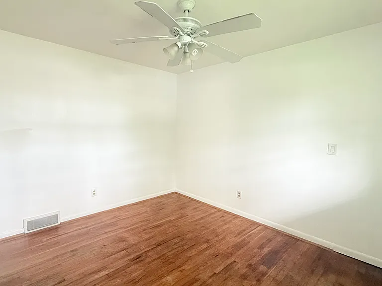 10865 Lemarie Dr — Photo 9