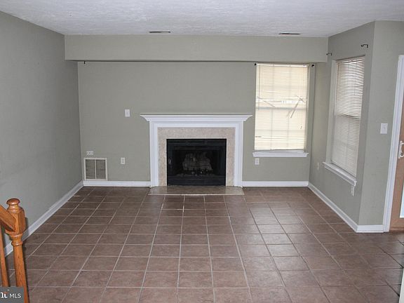 2nd image of 608 Bridlewood Dr