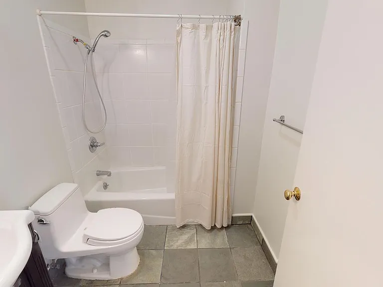 3272 Hannah St — Photo 19