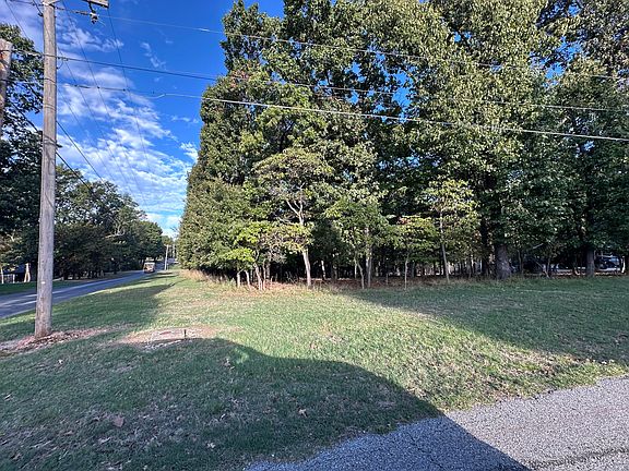 2nd image of Ross Dr