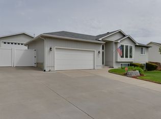 325 E Trevor Rd, Colbert, WA 99005