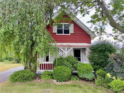 41 Schlenker Ave, Cheektowaga, NY, 14225