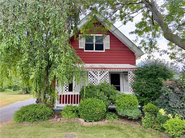 41 Schlenker Ave, Cheektowaga, NY 14225