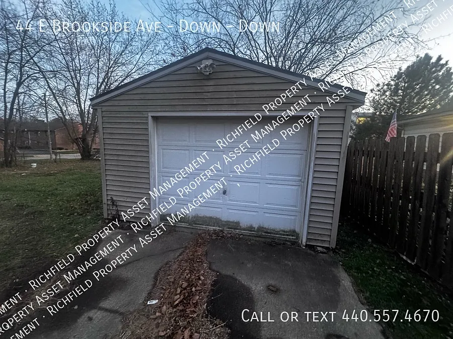2 bed, 1.0 bath, 1762 sqft, $900 — Photo 3