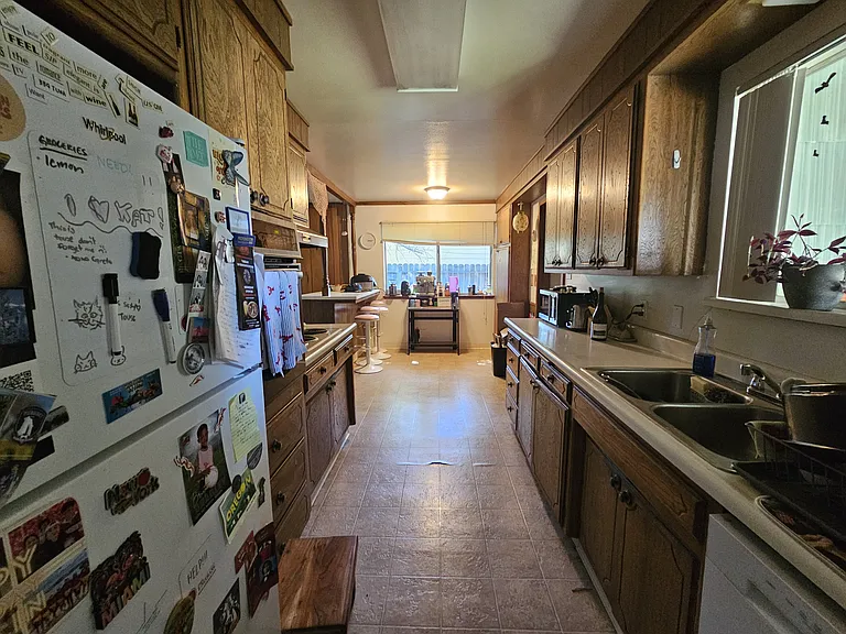 1220 Cornell Dr — Photo 21