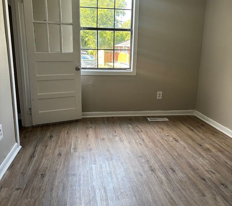 2nd image of 5308 Spriggs St
