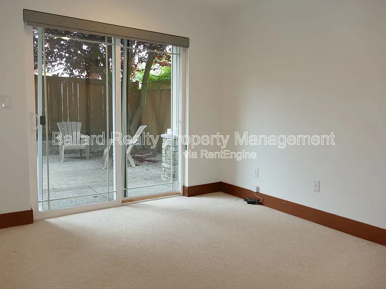 913 NW 51st St — Photo 18