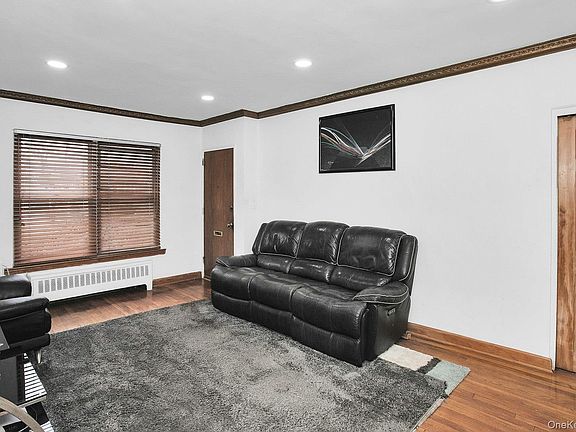 3rd image of 198-28 Pompeii Avenue #1A