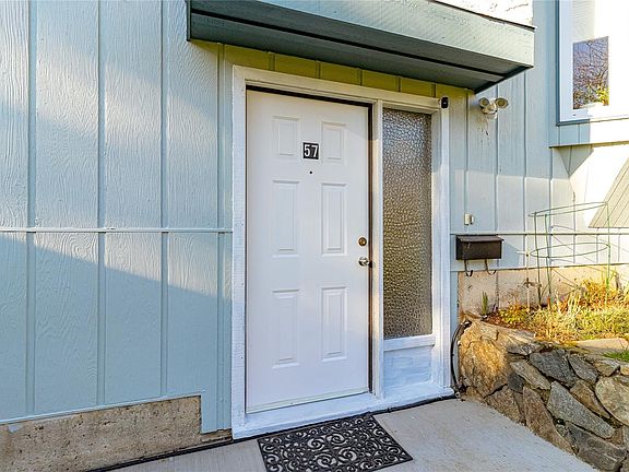 4th image of 3987 Gordon Head Rd #57