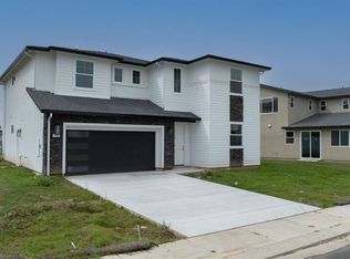 918 Robin Ct, Oakdale, CA 95361