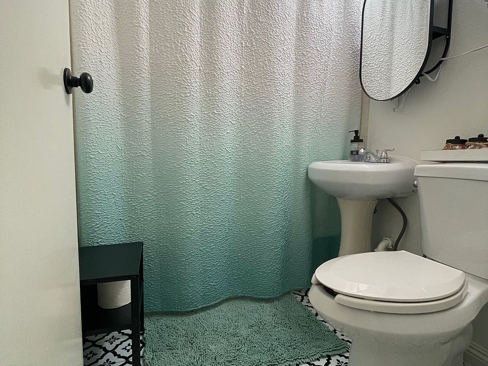 One Full Bathroom