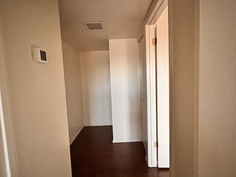 5925 W Townley Ave — Photo 5