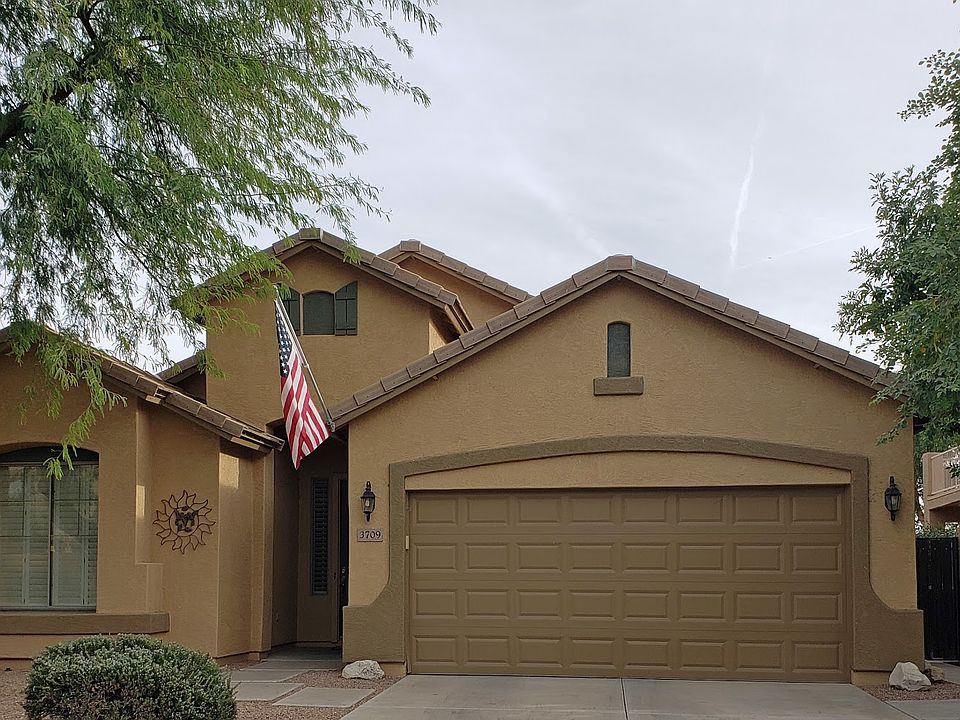 1st image of 3709 E Meadowview Dr