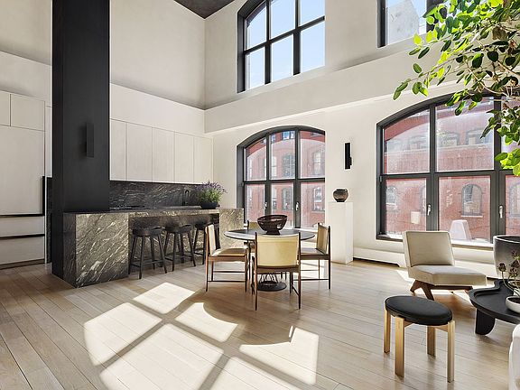 2nd image of 415 Washington St APT 5A