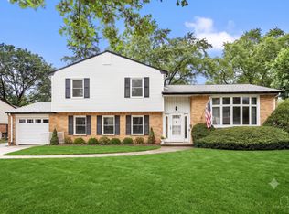 1340 E Rosita Dr, Palatine, IL 60074