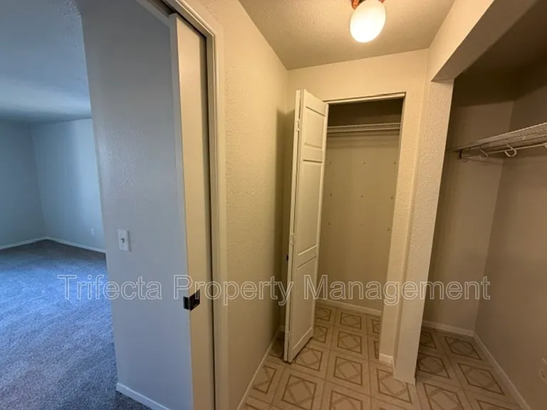3313 Dunbar Ave — Photo 6