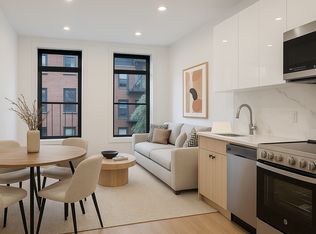 307 W 39th St #4D, New York, NY 10018