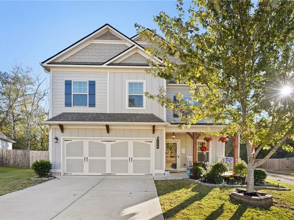 114 Cummings Ct, Ball Ground, GA 30107