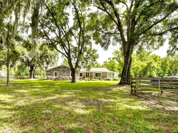 30411 Saint Joe Rd, Dade City, FL 33525