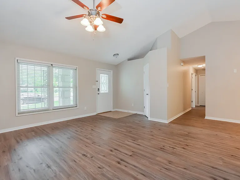 2701 Bolton Bnd — Photo 4
