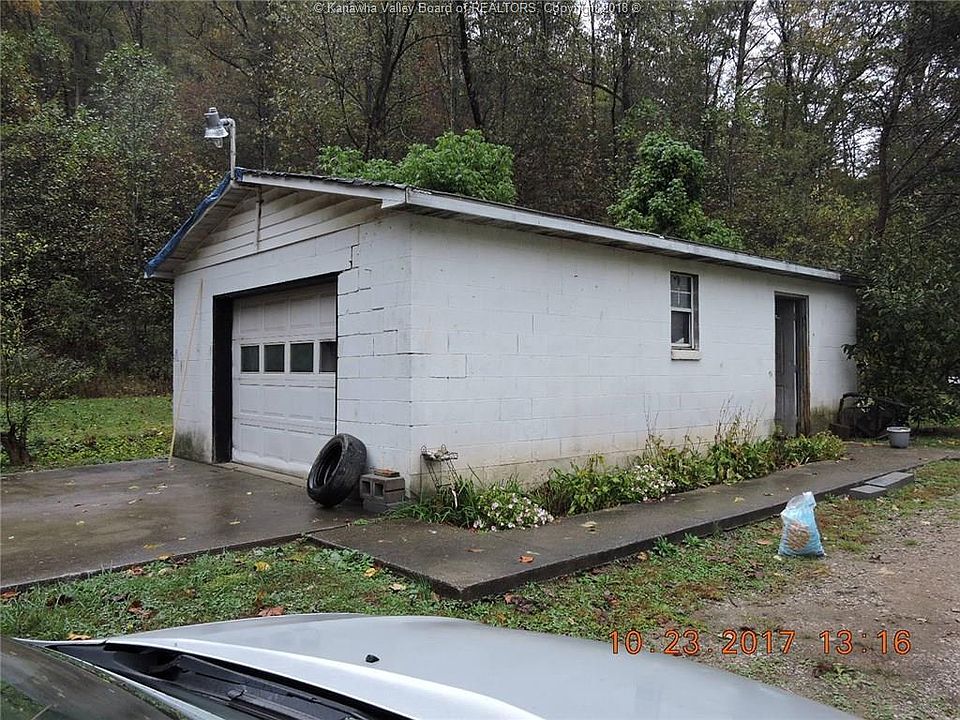 2nd image of 2211 Brounland Rd