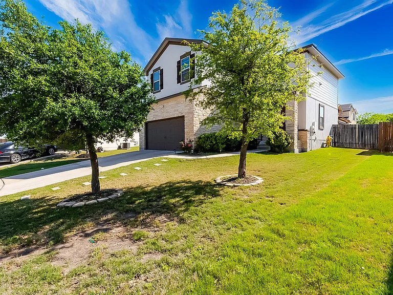 5745 Porano Cir — Photo 3