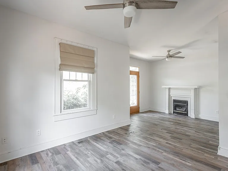 1300 Riverview Rd — Photo 12