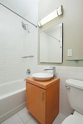 Sold by Citi Habitats | media 6